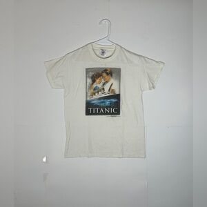 Vintage TITANIC Movie Promo T-Shirt Youth Kids Size Large Leonardo DiCaprio 1998